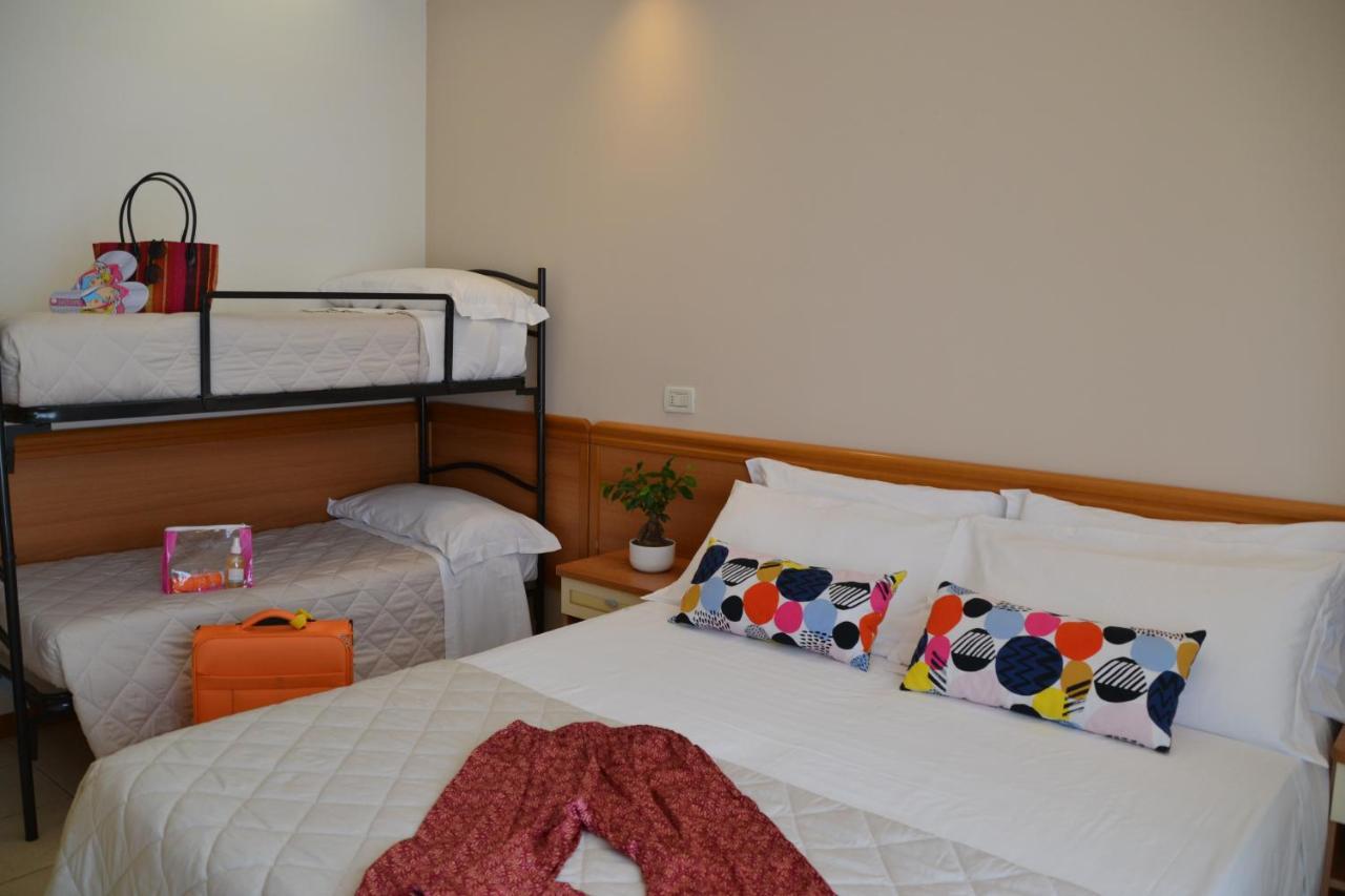 Hotel Apogeo - Breakfast Experience Ρίμινι Εξωτερικό φωτογραφία