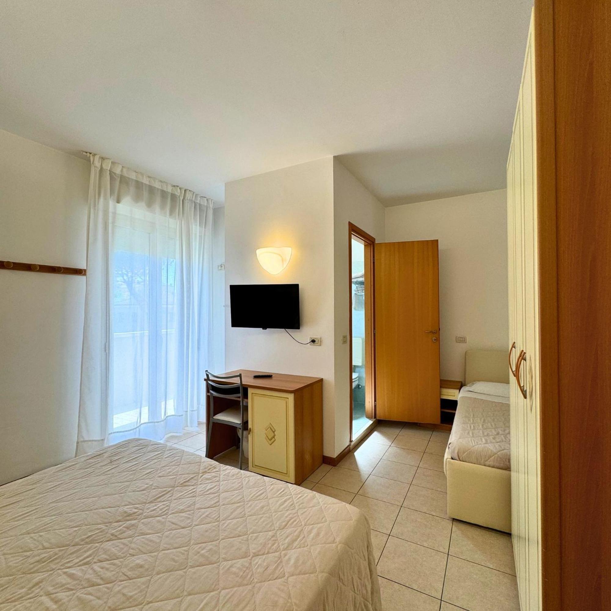 Hotel Apogeo - Breakfast Experience Ρίμινι Εξωτερικό φωτογραφία