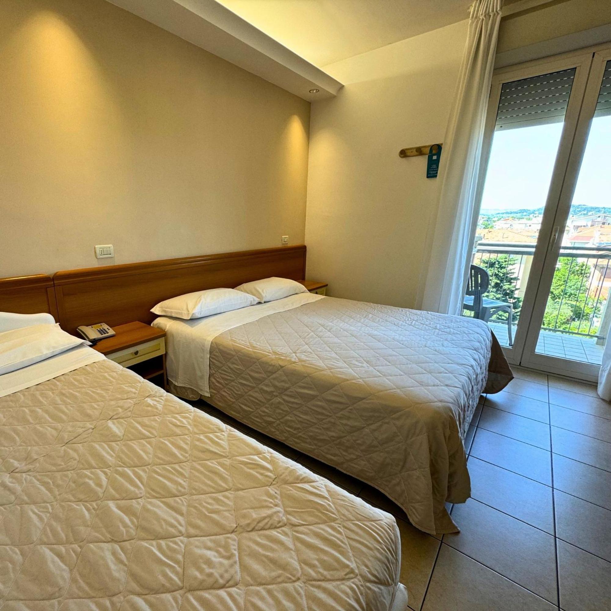 Hotel Apogeo - Breakfast Experience Ρίμινι Εξωτερικό φωτογραφία